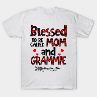 Blessed To be called Mom and grammie T-Shirt